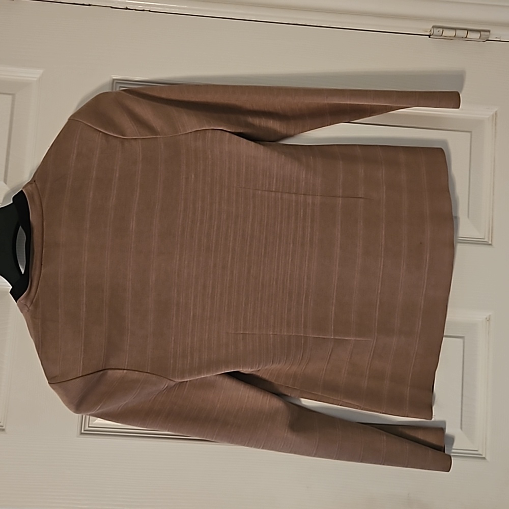 Beautiful Jacket With A Single Button - image 2